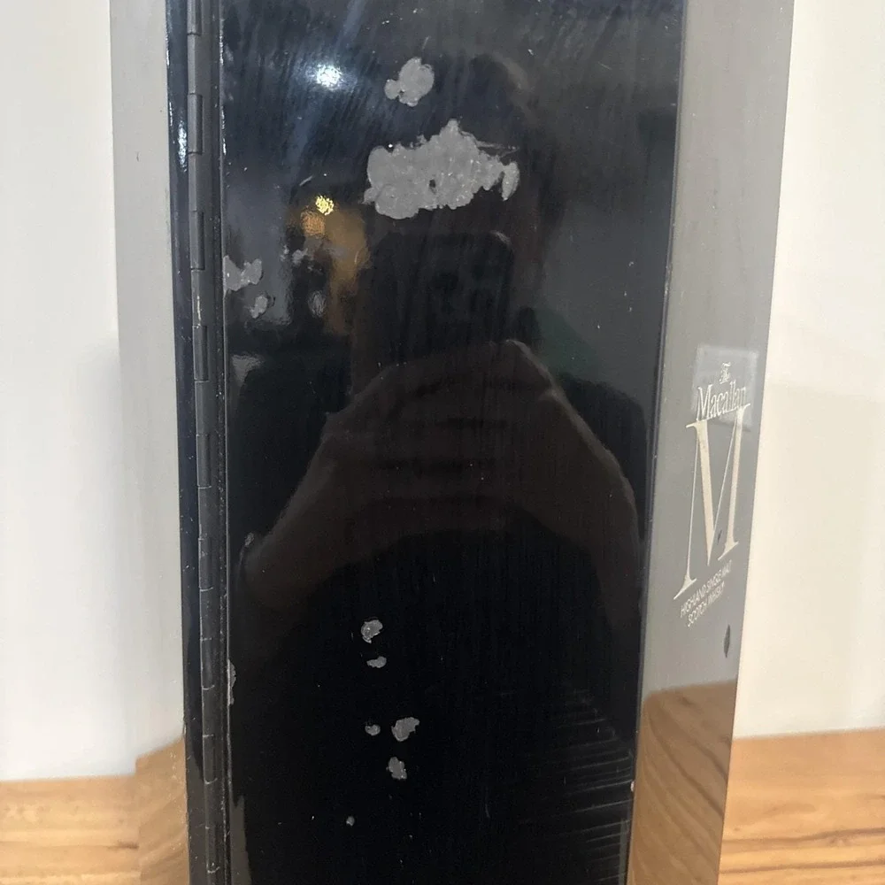 Macallan M Single Malt Scotch Whisky Original Display Case Box Black Mirrors 19